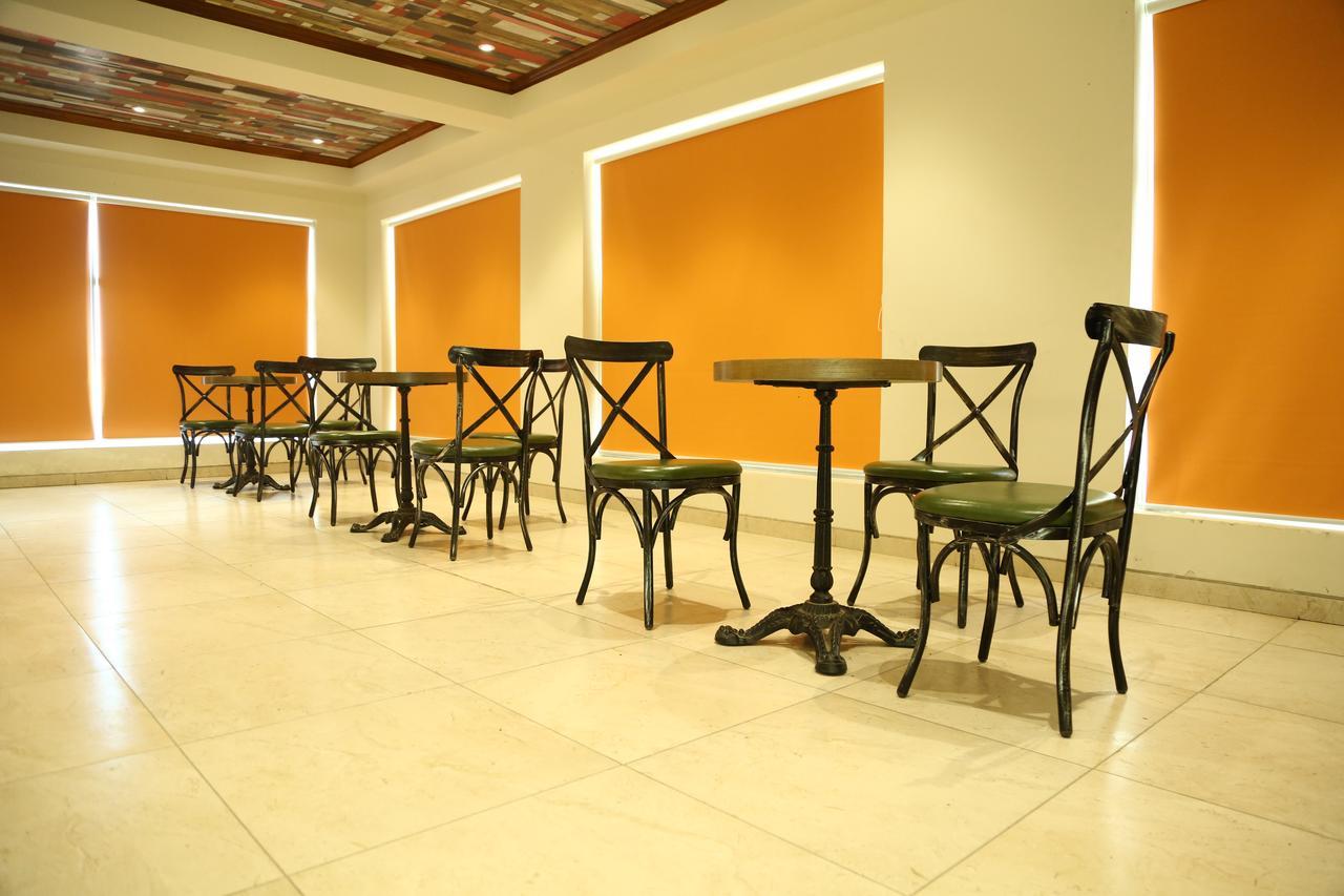 Home-Like Infinity Resort Vrindāvan Eksteriør bilde